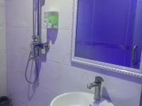 紫云玫瑰主题酒店 - 标准大床房