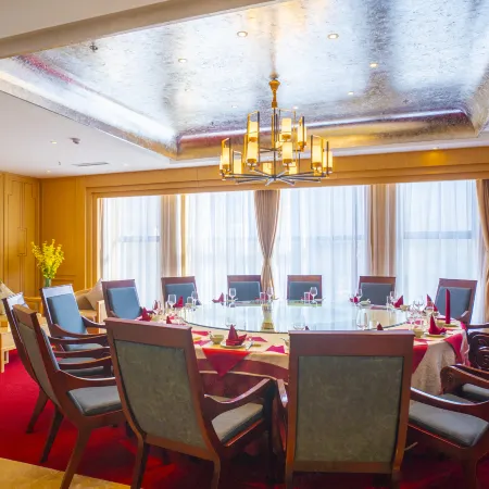 Yihai Alliance Hotel