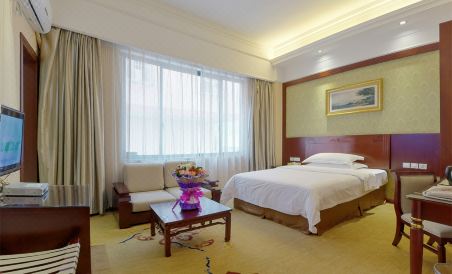 Vienna Hotel (Nanning Changhu Road Dongge Metro Station) - Housity