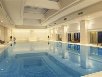 安徽宿州希尔顿逸林酒店 - 室内游泳池