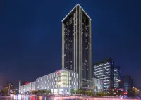 Sunshine International Hotel Hotels near Chayuan Square