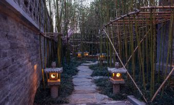 Dianying Xiaozhen Chinese Inn