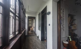 Jinxi Ancient Town Yiren Laosan Music Studio B&B