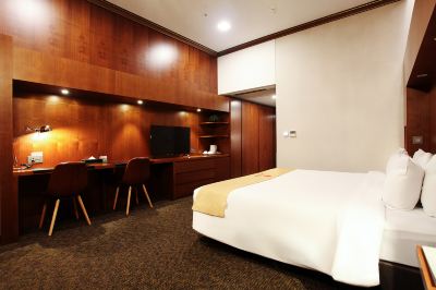 グランドダブルルーム ホテル スカイパーク キングスタウン トンデムンの写真