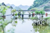 First Mountain Stream-Suiju Hotel (Qingyun Road Guomao Yitiancheng Shopping Centre) Отели в г. Железнодорожная станция