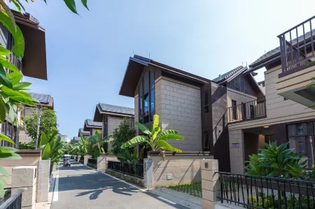 Sanya Linhai Bieyuan Villa (Sanyawan) Отели рядом с достопримечательностью «Tianyazhen»