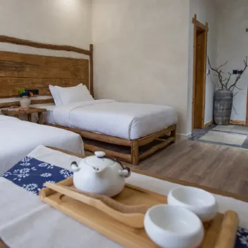 Yili Yunshan Hot Spring Guesthouse Отели в г. Лудинг