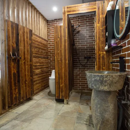 Yili Yunshan Hot Spring Guesthouse