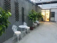 Dongzhi No.9 B&B Hotels near Longquan Cherry Blossom Town