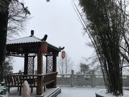 Dongfangshan Zhiyuan Mountain Residence