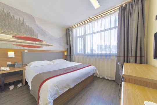 如家华驿精选酒店(秦皇岛万达广场环岛公园店)