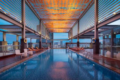 디럭스 가든 스위트 리조트 싼야