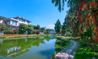 Tengchong Longju Garden Villa Hotel