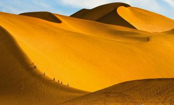 Dunhuang Mountian Spring Hostel