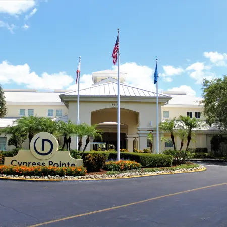 Hilton Vacation Club Cypress Pointe Orlando Отели рядом с достопримечательностью «Grand Cypress Golf Club»