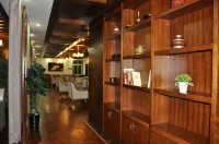 White Jade Snowy Meadow Hotel Hotel a Baiyü
