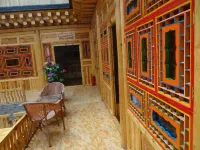 Xiahe Riyue Mountain Villa - Inns