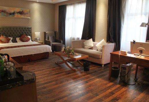 Xin'an Zuocheng Business Hotel Hotel Overview
