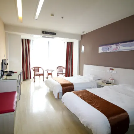 Magnotel Hotel (Haiyang People's Hospital Jinhailuo Plaza)