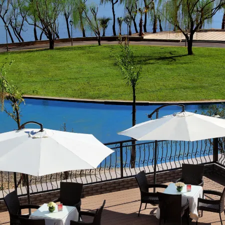Bonreal Hotel (Xichang Qionghai Bay)