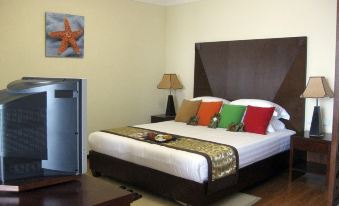 Gold Coast Hotel