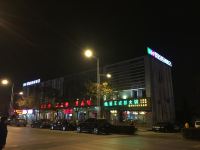 易佰连锁旅店(上海安亭地铁站新源路店) - 酒店外部