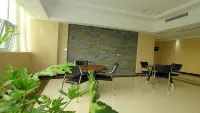 Heyun Holiday Hotel Hotels in Weishan