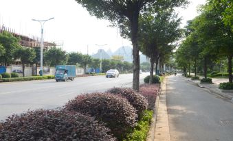 Guilin Yanqishe Hotel (No.3 People's Hospital Zhongyin Elementary School)