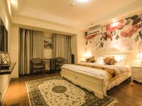 上海云芝酒店式公寓 - 时尚欧式大床房