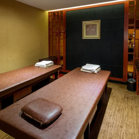 Nanjing Ziqinghu Hotspring Hotel