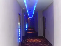 We Love Hotel