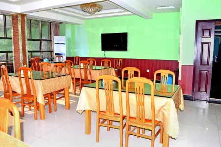 huating hotel Отели рядом с достопримечательностью «Zhaozhou Bridge»