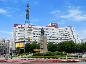 Super 8 Hotel (Chengde Mountain Resort)