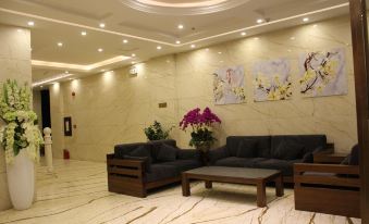 Bohai Business Hotel (Zhaoqing Station)