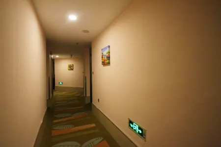 Bitang Hotel (Shanghai Jiuting Shenglong Road) Отели рядом с достопримечательностью «Jiuke Oasis Park»