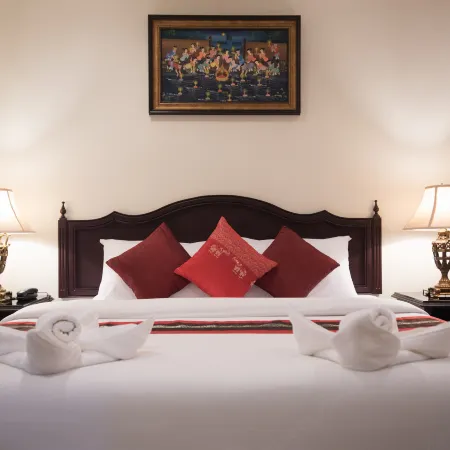 True Siam Rangnam Hotel
