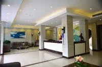 大英河畔假日飯店