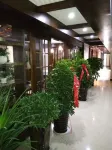 Zhangjiajie night park hetian style theme inn (tianmen mountain national forest park branch)