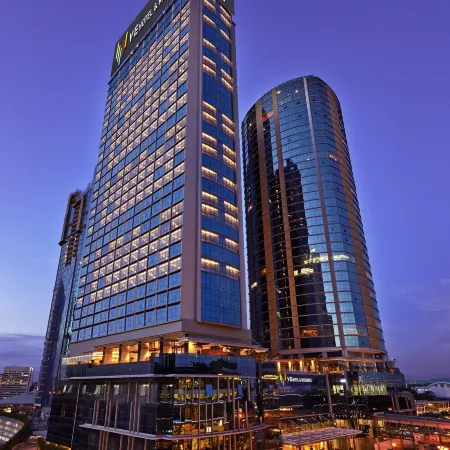 VE Hotel & Residence Отели рядом с достопримечательностью «Пантай Далам»