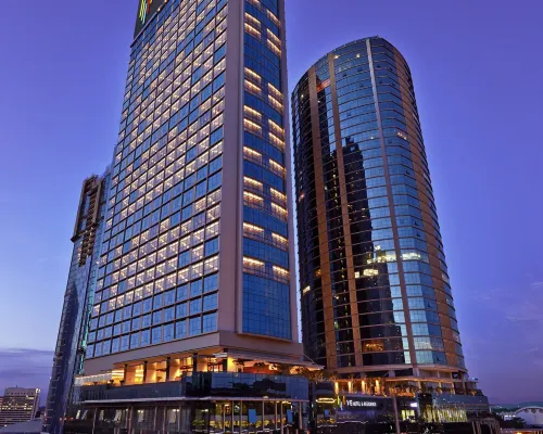 VE Hotel & Residence Hotels near UMMC