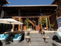 Yingju Inn โรงแรมในเจียนฉวน