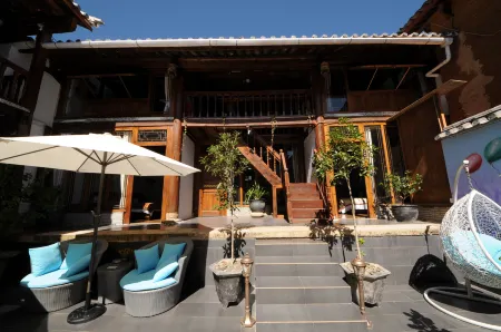 Yingju Inn Отели в г. Цзянчуань