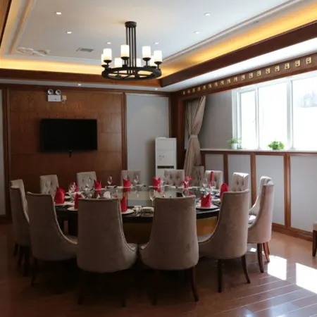 Yajiang County Yudu Hotel