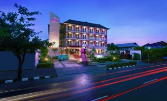 Fame Hotel Sunset Road