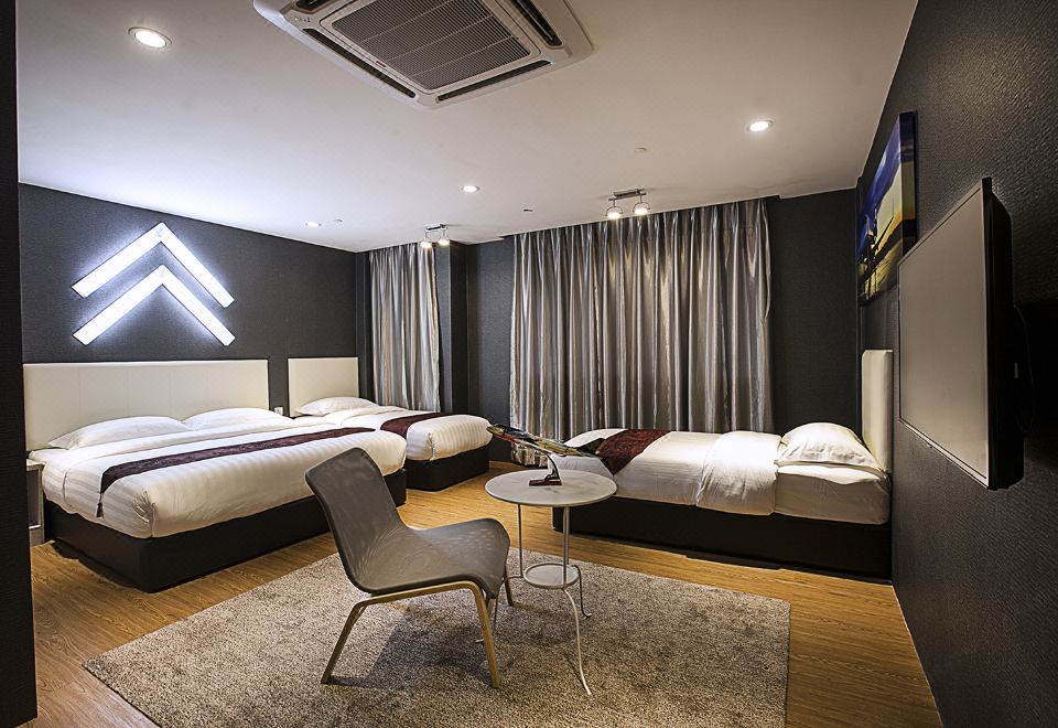 Sri Langit Hotel - KLIA Over view