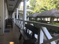 Yuken Mari Beach Haus