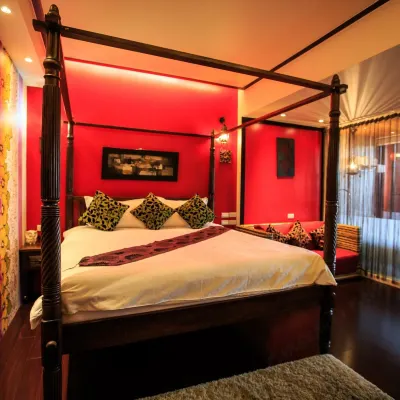 Mystery 13 Hostel Hotels near Lotung