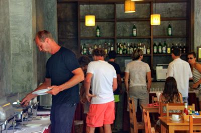 レストラン カタラッキー ヴィラ&プールアクセス プーケットの写真