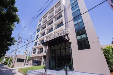 The Journey Hotel Laksi Отели рядом с достопримечательностью «J Park At Chinnakhet»