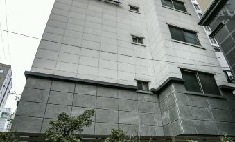 Yeongdeungpo VIP Hotel